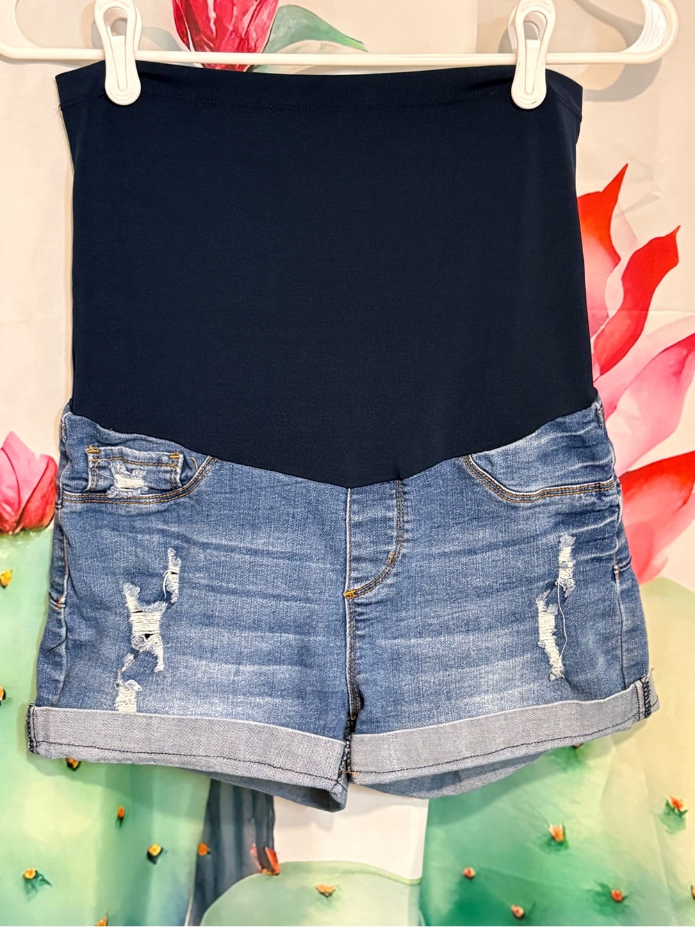 S.O.N.G. Maternity Women's Blue Medium Wash Distressed Denim Shorts S Cuffed